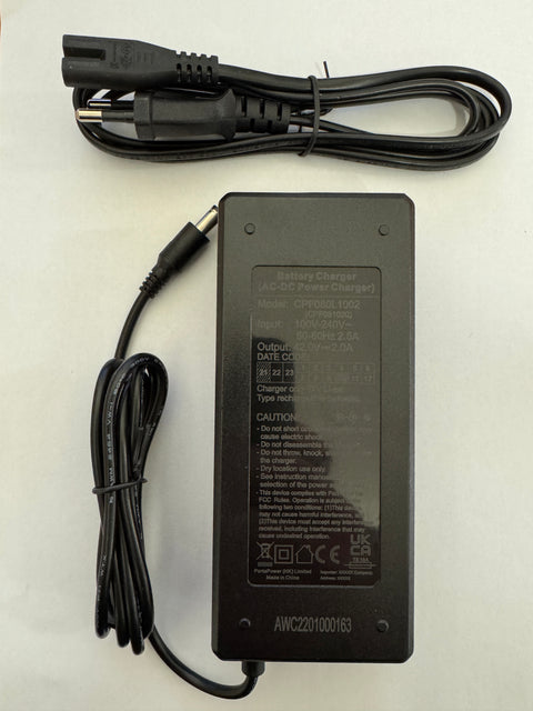 Nabíječka CF080L1002 42V/2A