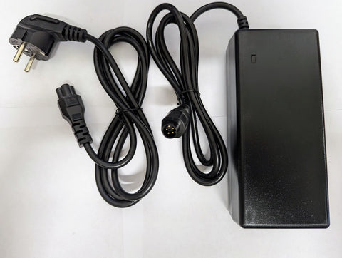 Nabíječka Phylion SSLC084V42XH 42V/2A - 5 PIN